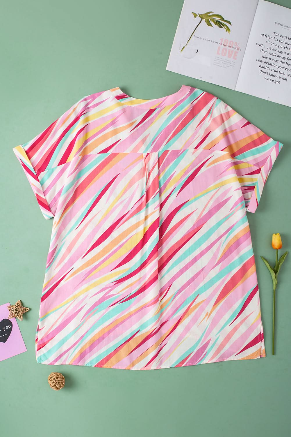 Chic plus-size abstract top, white - Love Salve